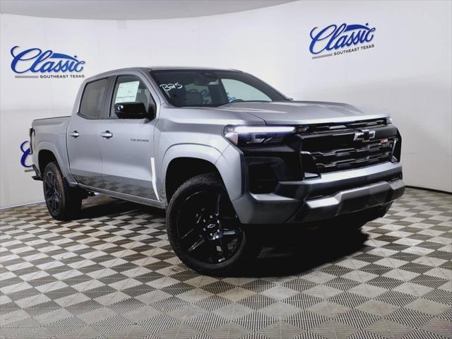 Photo of 2025 Gray Chevrolet Colorado