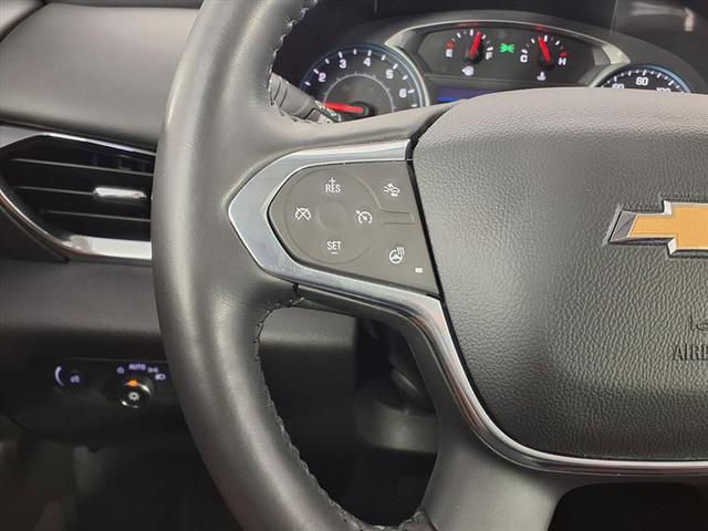 Photo of 2021 Silver Ice Metallic Chevrolet Traverse