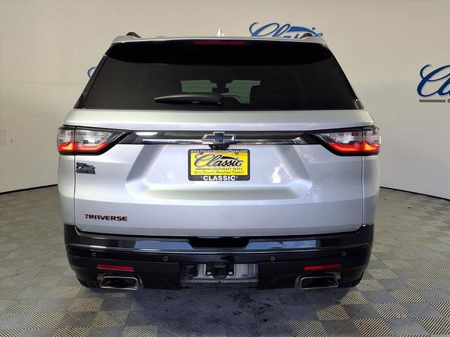 Photo of 2021 Silver Ice Metallic Chevrolet Traverse