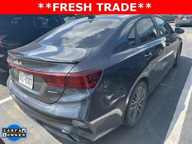 Photo of 2022 Gravity Gray Kia Forte