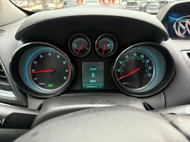 Photo of 2015 Carbon Black Metallic Buick Encore