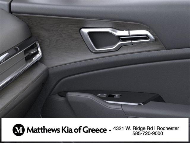 Photo of 2025 Snow White Pearl Kia Sportage