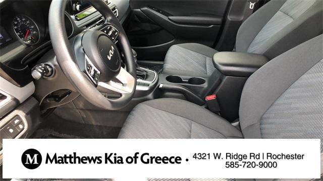 Photo of 2023 Steel Gray Kia Seltos