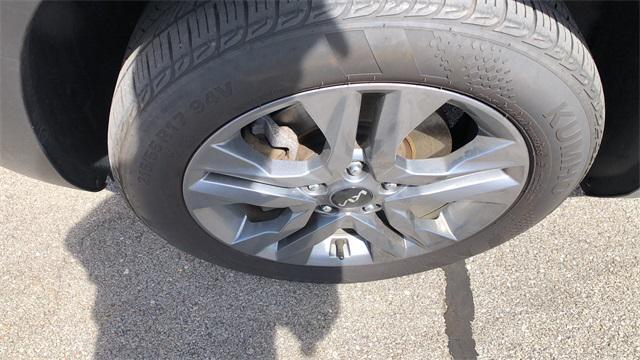 Photo of 2023 Steel Gray Kia Seltos