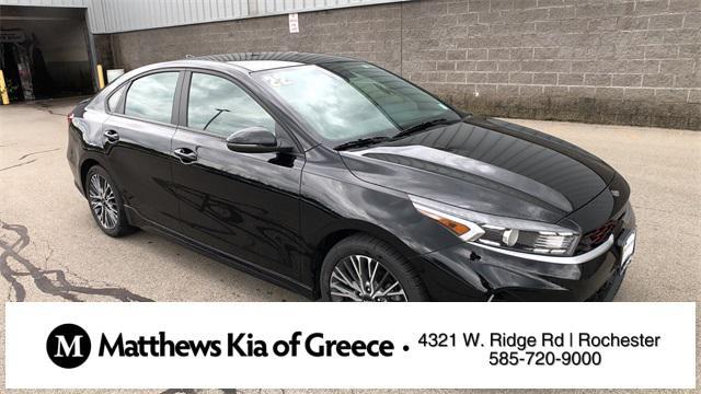 Photo of 2022 Aurora Black Kia Forte