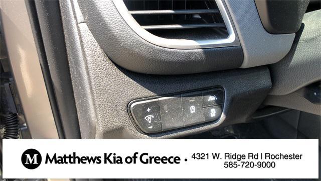 Photo of 2023 Steel Gray Kia Seltos