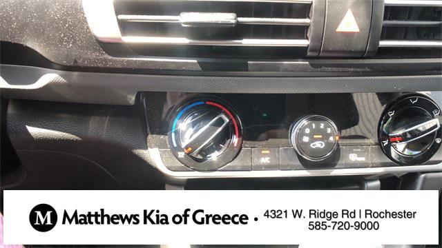 Photo of 2023 Steel Gray Kia Seltos