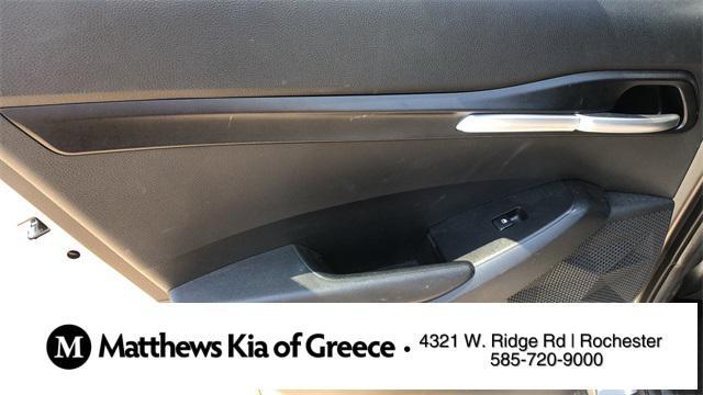 Photo of 2023 Steel Gray Kia Seltos