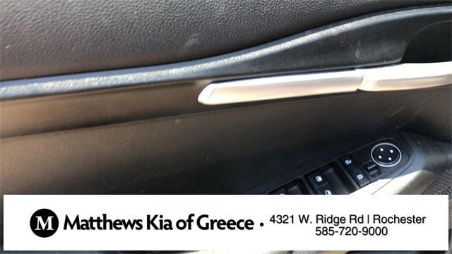 Photo of 2023 Steel Gray Kia Seltos