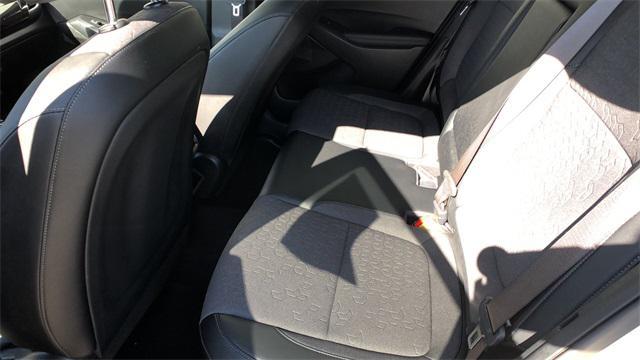 Photo of 2025 Clear White/Black Roof Kia Seltos