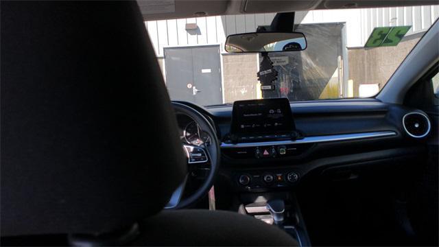 Photo of 2023 Snow White Pearl Kia Forte