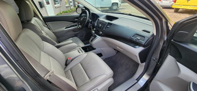 Photo of 2013 Gray Metallic Honda CR-V