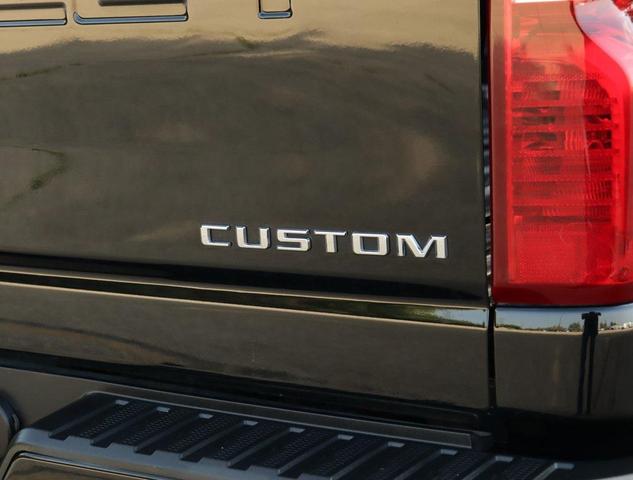 Photo of 2023 Black Chevrolet Silverado 2500