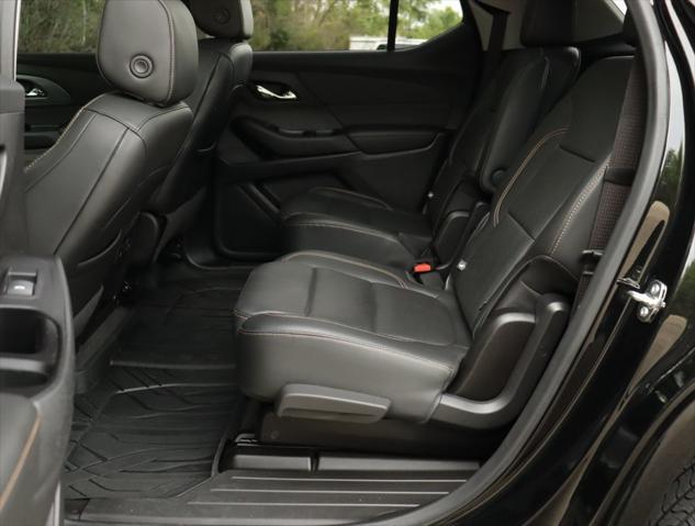 Photo of 2020 Mosaic Black Metallic Chevrolet Traverse