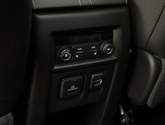 Photo of 2020 Mosaic Black Metallic Chevrolet Traverse