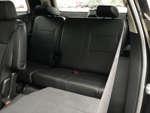 Photo of 2020 Mosaic Black Metallic Chevrolet Traverse