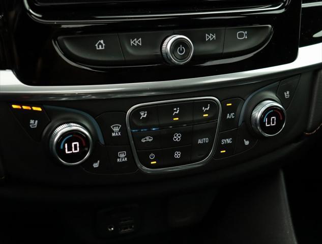 Photo of 2020 Mosaic Black Metallic Chevrolet Traverse
