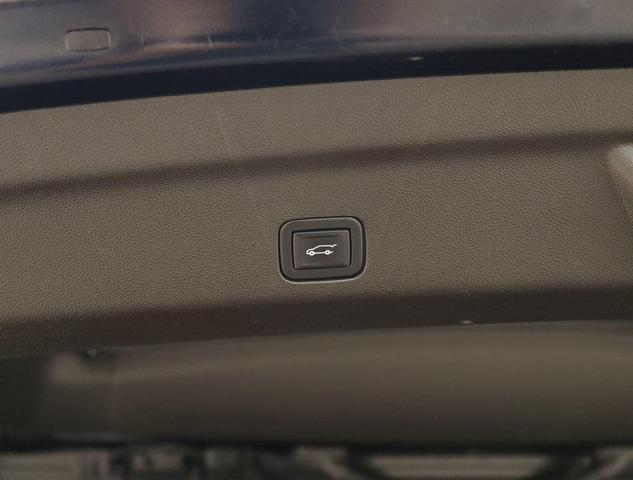 Photo of 2021 Midnight Blue Metallic Chevrolet Tahoe