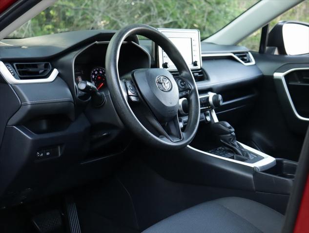 Photo of 2019 Ruby Flare Pearl Toyota RAV4