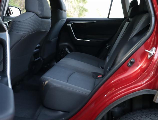 Photo of 2019 Ruby Flare Pearl Toyota RAV4