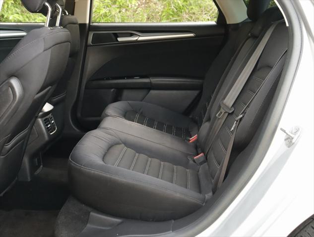 Photo of 2014 Ingot Silver Ford Fusion