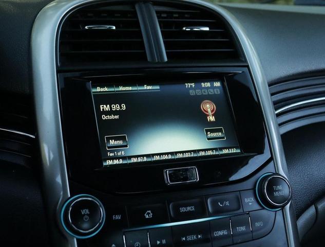 Photo of 2014 Atlantis Blue Metallic Chevrolet Malibu