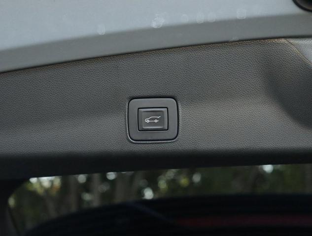 Photo of 2024 Sterling Gray Metallic Chevrolet Trailblazer