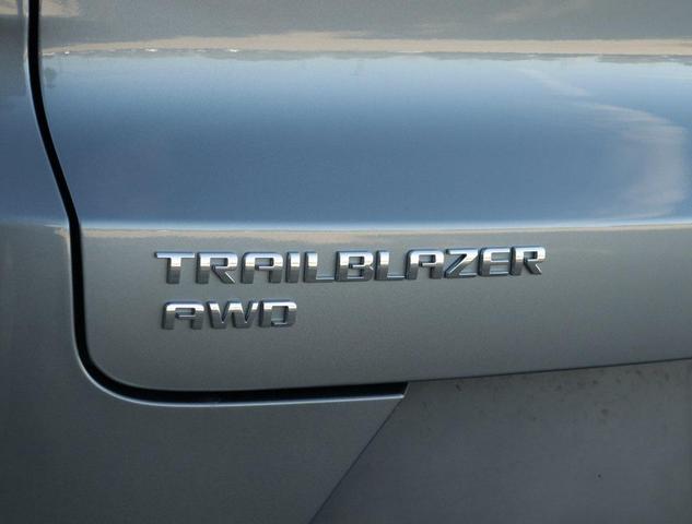 Photo of 2024 Sterling Gray Metallic Chevrolet Trailblazer