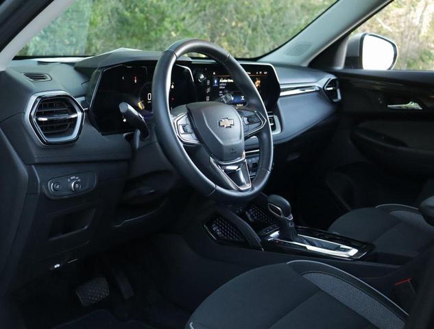 Photo of 2024 Sterling Gray Metallic Chevrolet Trailblazer