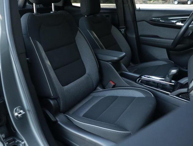 Photo of 2024 Sterling Gray Metallic Chevrolet Trailblazer