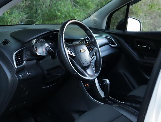 Photo of 2020 Summit White Chevrolet Trax