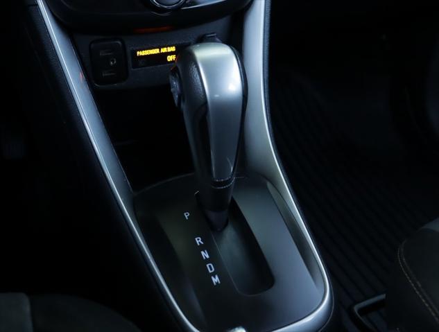 Photo of 2020 Summit White Chevrolet Trax