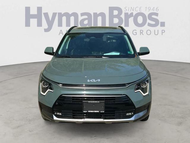 Photo of 2025 CGE Kia Niro