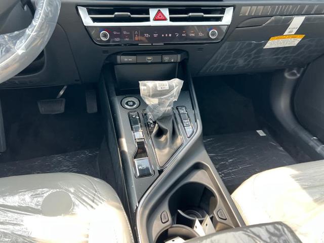 Photo of 2025 CGE Kia Niro