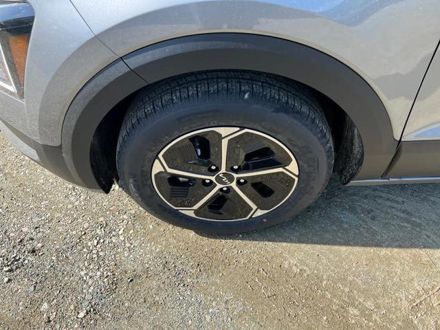 Photo of 2025 KLG Kia Niro