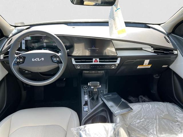 Photo of 2025 KLG Kia Niro