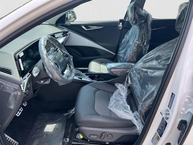 Photo of 2025 SWP Kia Niro