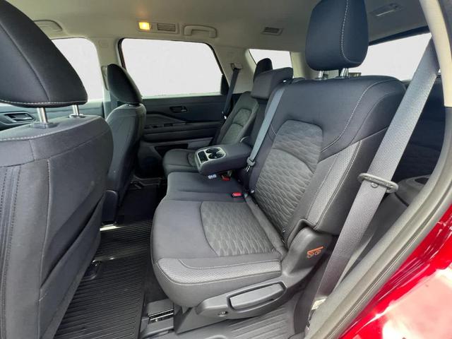 Photo of 2023 Scarlet Ember Nissan Pathfinder