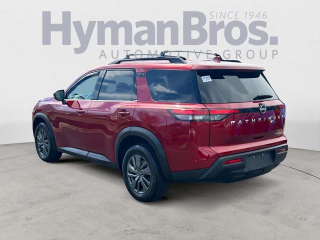 Photo of 2023 Scarlet Ember Nissan Pathfinder