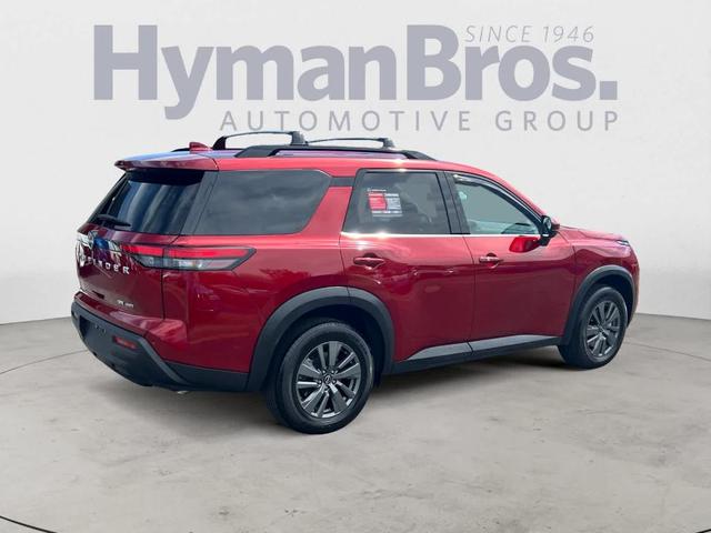 Photo of 2023 Scarlet Ember Nissan Pathfinder