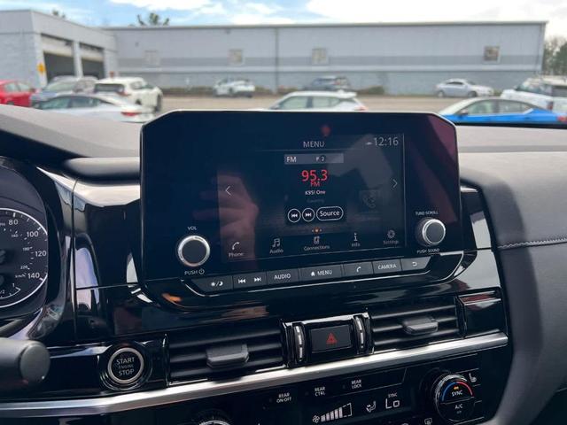 Photo of 2023 Scarlet Ember Nissan Pathfinder