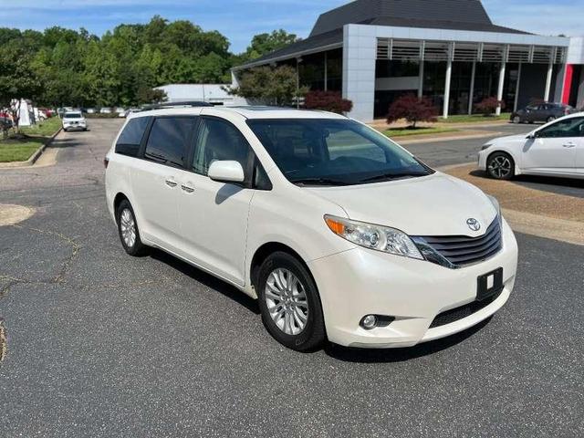 2017 Toyota Sienna