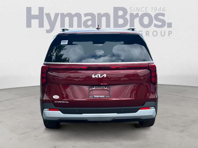 Photo of 2025 C7R Kia Carnival