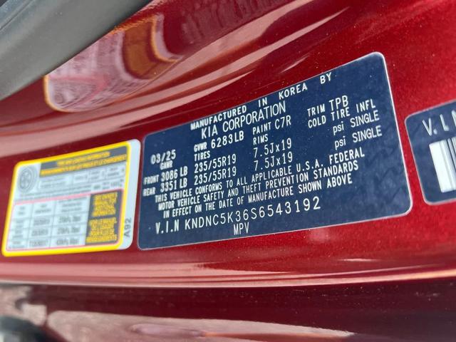 Photo of 2025 C7R Kia Carnival