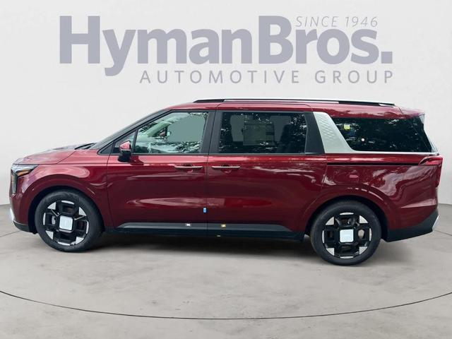 Photo of 2025 C7R Kia Carnival