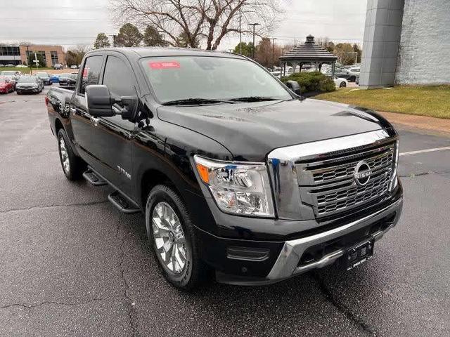 2023 Nissan Titan