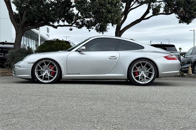 Photo of 2007 Arctic Silver Metallic Porsche 911