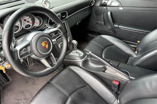 Photo of 2007 Arctic Silver Metallic Porsche 911