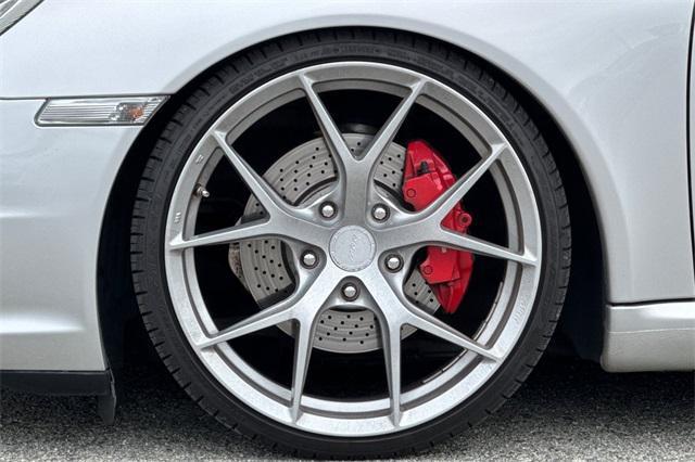 Photo of 2007 Arctic Silver Metallic Porsche 911