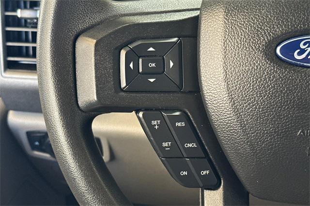 Photo of 2022 Oxford White Ford F-250